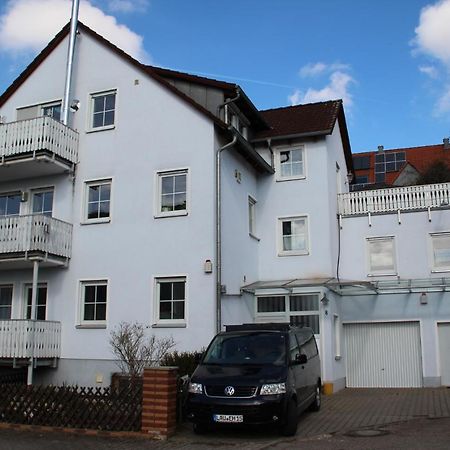 Ferienwohnung Mit 4 Schlafzimmer Fuer 2 Bis 9 Gaeste----Apartment With 4 Bedrooms For 2 To 9 Guests Nuremberga Exterior foto