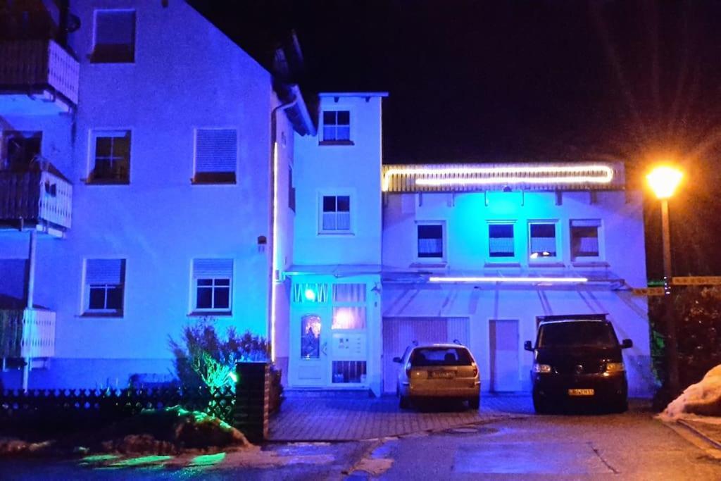 Ferienwohnung Mit 4 Schlafzimmer Fuer 2 Bis 9 Gaeste----Apartment With 4 Bedrooms For 2 To 9 Guests Nuremberga Exterior foto