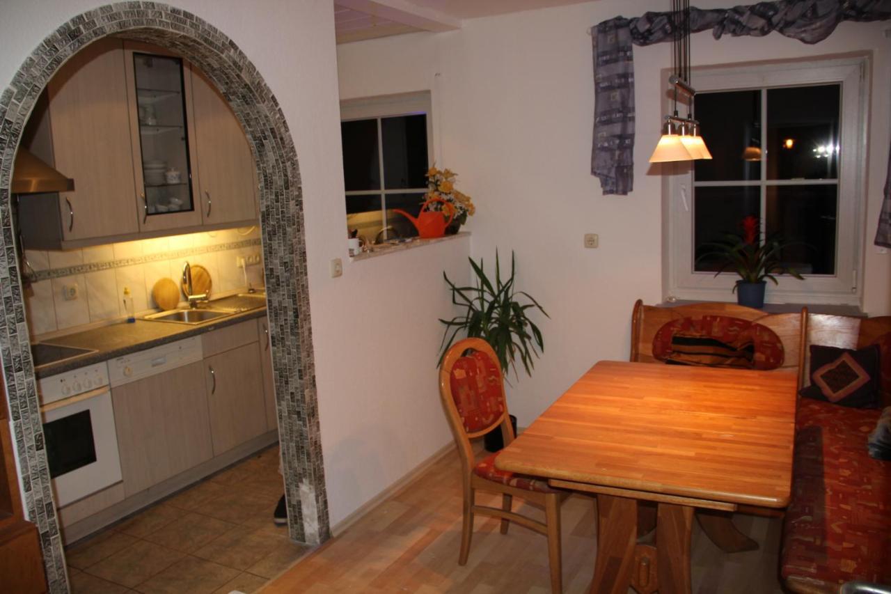 Ferienwohnung Mit 4 Schlafzimmer Fuer 2 Bis 9 Gaeste----Apartment With 4 Bedrooms For 2 To 9 Guests Nuremberga Exterior foto